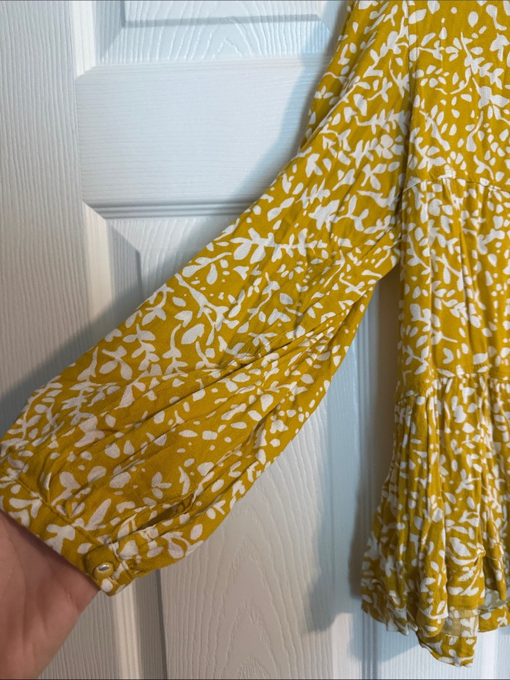 Time and Tru Yellow and White Floral Peplum Tunic - Picture 2 of 6